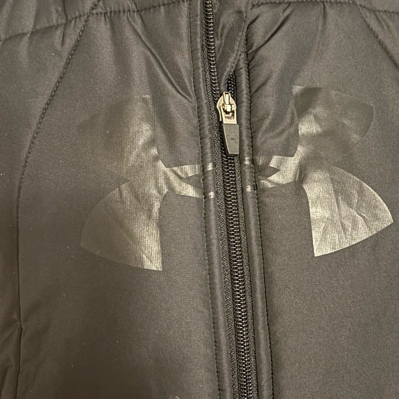 Boys Under Armour puffer vest XL ski snow kids jacket UA girls unisex warm cozy - Picture 6 of 8